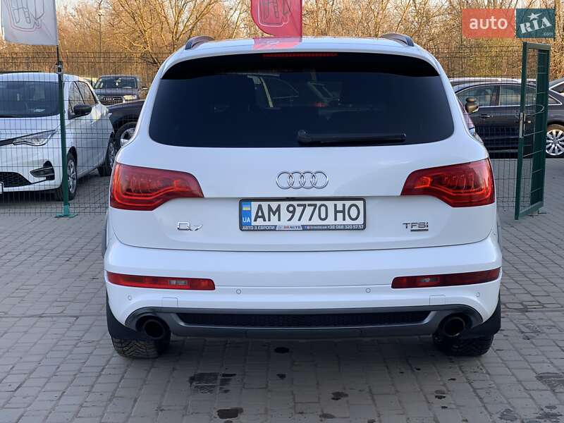 Позашляховик / Кросовер Audi Q7 2011 в Бердичеві
