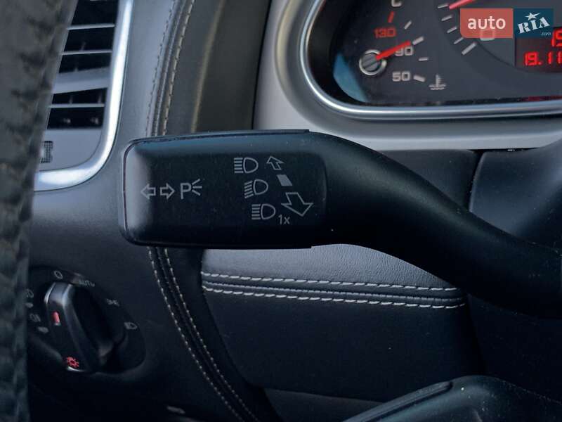 Позашляховик / Кросовер Audi Q7 2011 в Бердичеві