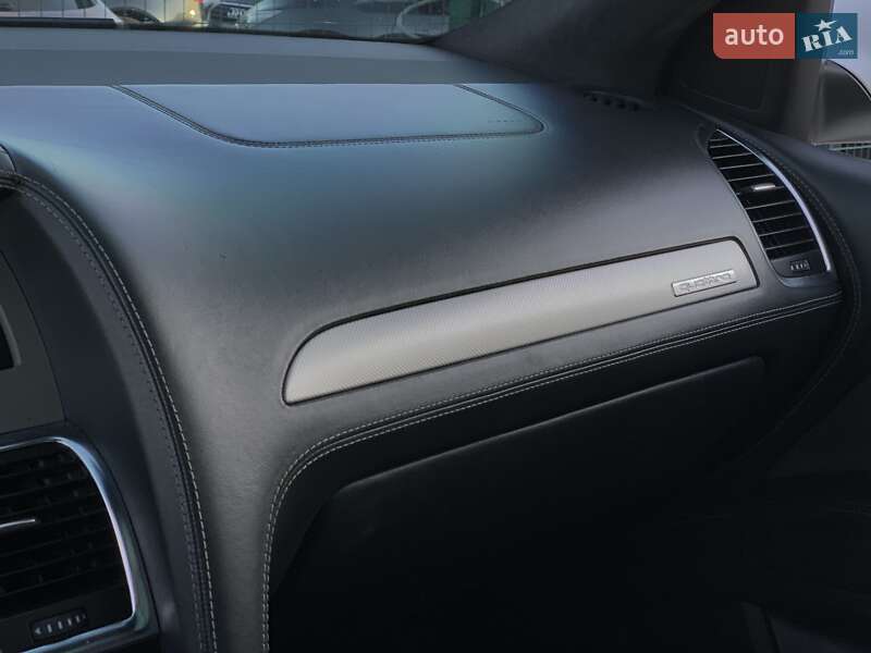 Позашляховик / Кросовер Audi Q7 2011 в Бердичеві