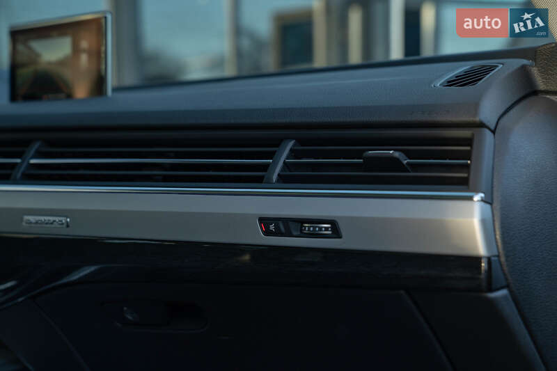 Позашляховик / Кросовер Audi Q7 2018 в Чернівцях фото 32 Позашляховик / Кросовер Audi Q7 2018 в Чернівцях