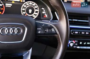 Внедорожник / Кроссовер Audi Q7 2016 в Киеве