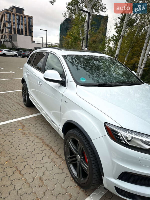 Внедорожник / Кроссовер Audi Q7 2013 в Киеве