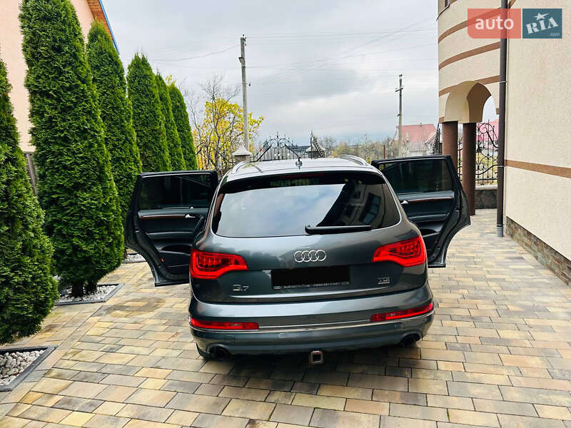 Позашляховик / Кросовер Audi Q7 2010 в Грушево