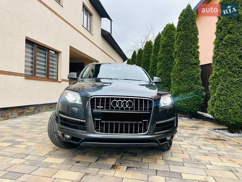 Позашляховик / Кросовер Audi Q7 2010 в Грушево