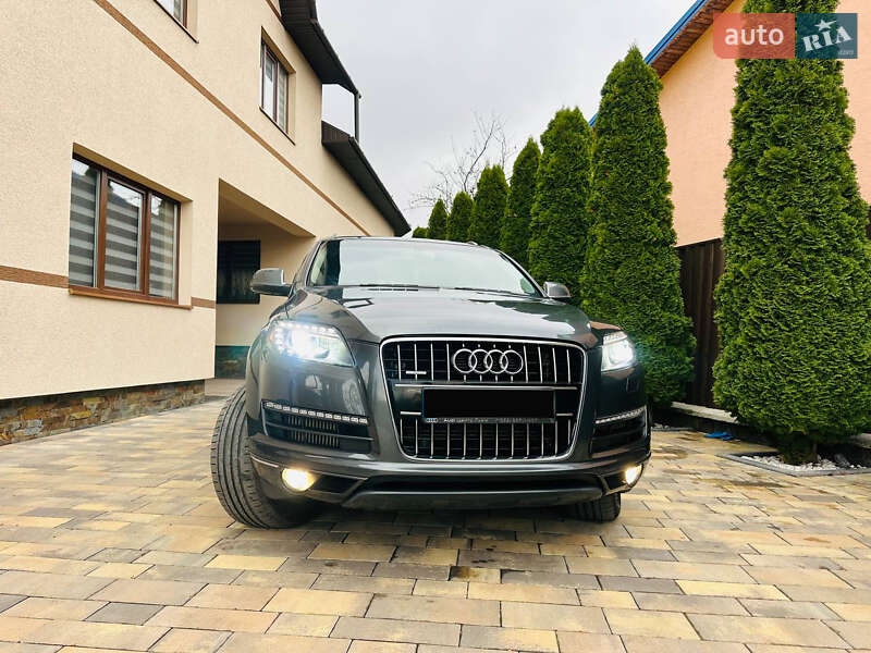 Позашляховик / Кросовер Audi Q7 2010 в Грушево