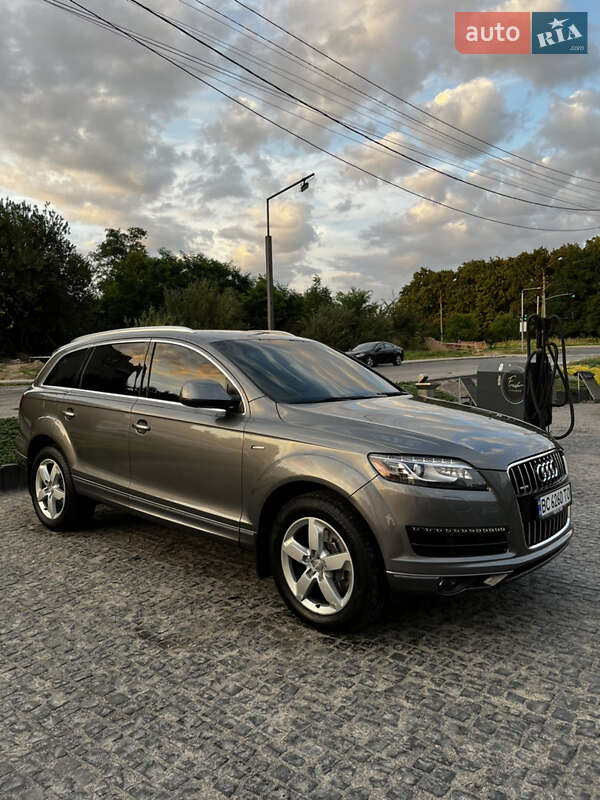 Внедорожник / Кроссовер Audi Q7 2013 в Львове фото 6 Внедорожник / Кроссовер Audi Q7 2013 в Львове