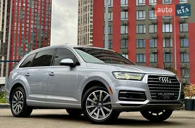 Позашляховик / Кросовер Audi Q7 2017 в Києві