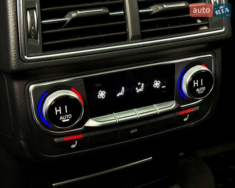 Позашляховик / Кросовер Audi Q7 2017 в Києві