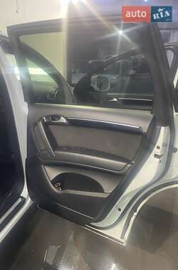 Внедорожник / Кроссовер Audi Q7 2013 в Полтаве