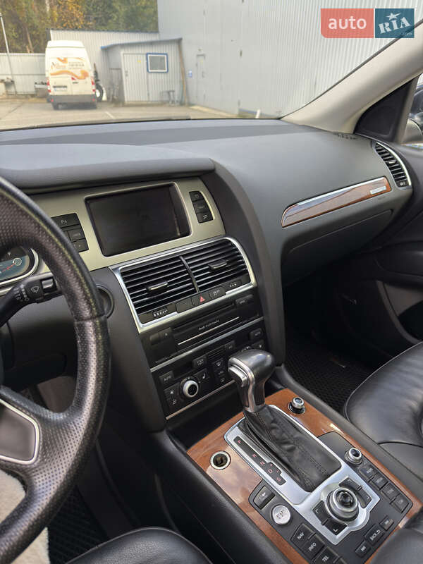 Внедорожник / Кроссовер Audi Q7 2015 в Хмельницком