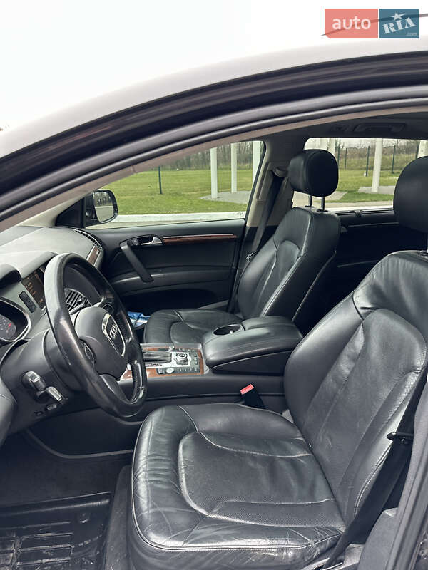 Внедорожник / Кроссовер Audi Q7 2011 в Ровно