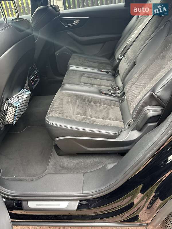 Позашляховик / Кросовер Audi Q7 2020 в Львові фото 16 Позашляховик / Кросовер Audi Q7 2020 в Львові