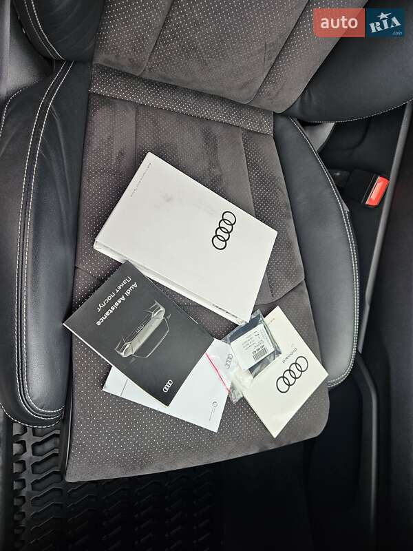 Внедорожник / Кроссовер Audi Q7 2019 в Киеве