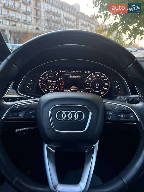 Позашляховик / Кросовер Audi Q7 2017 в Одесі