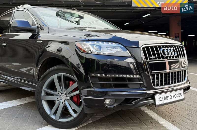 Внедорожник / Кроссовер Audi Q7 2015 в Киеве
