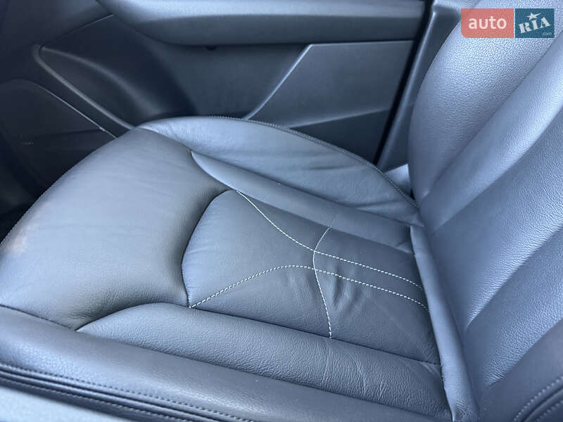 Позашляховик / Кросовер Audi Q7 2015 в Харкові