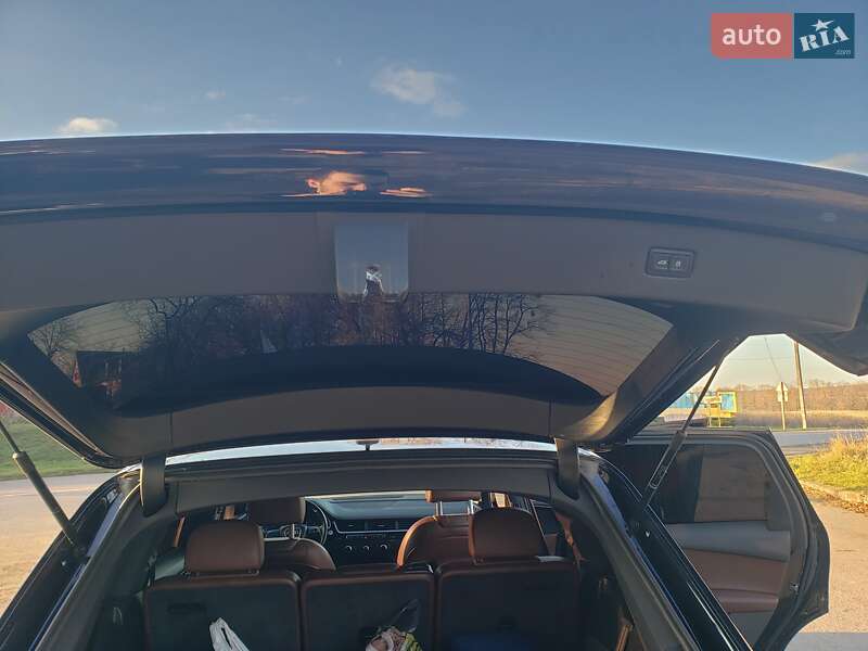 Позашляховик / Кросовер Audi Q7 2016 в Чуднові