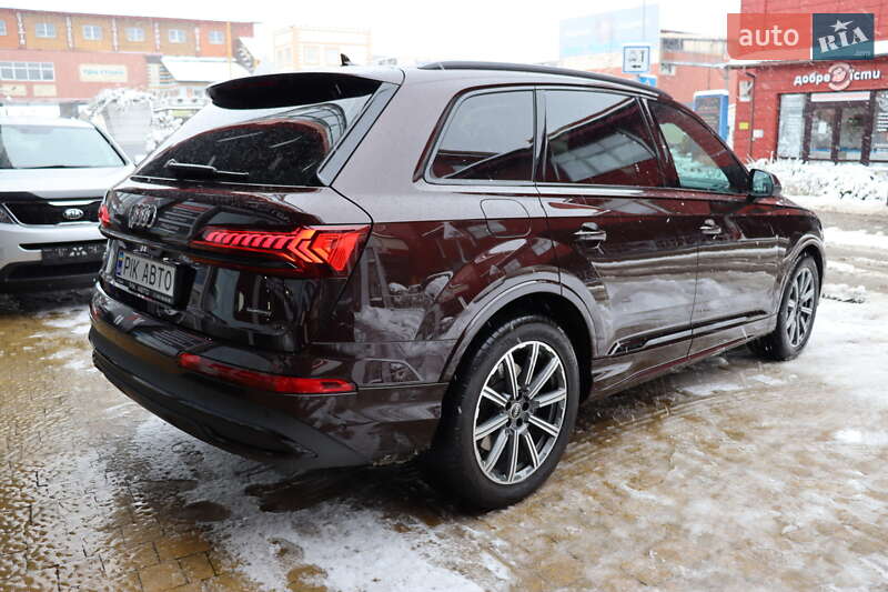 Внедорожник / Кроссовер Audi Q7 2022 в Львове