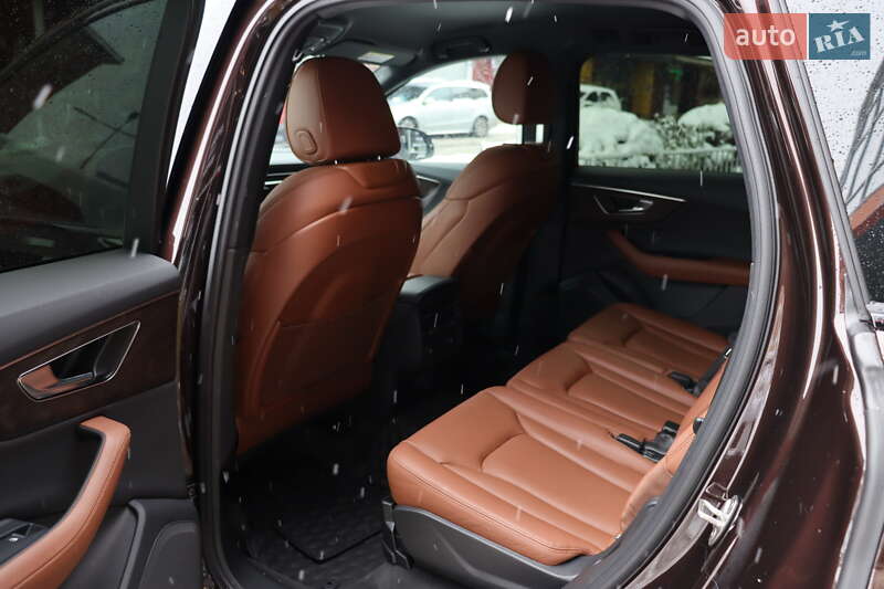 Внедорожник / Кроссовер Audi Q7 2022 в Львове