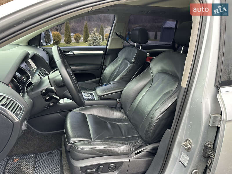 Внедорожник / Кроссовер Audi Q7 2006 в Сваляве