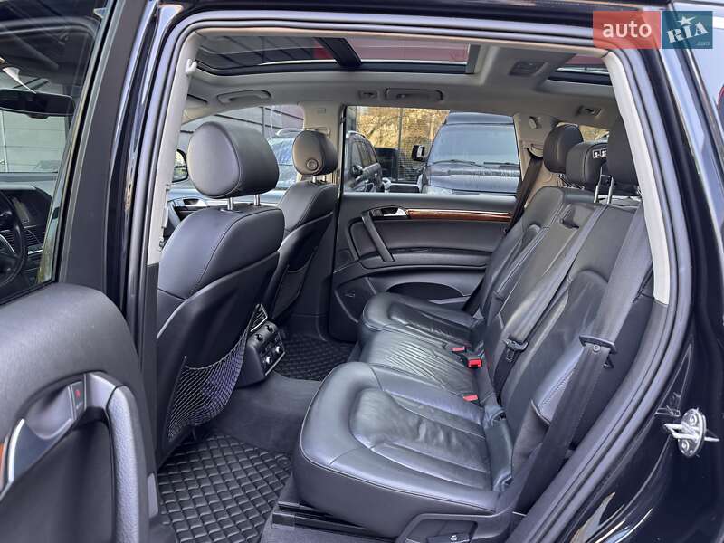 Внедорожник / Кроссовер Audi Q7 2007 в Одессе