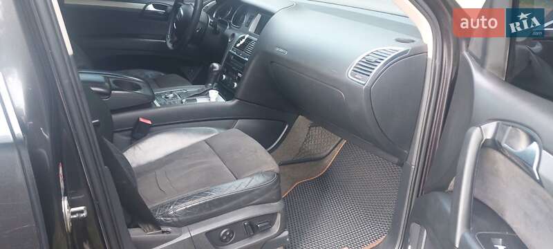 Внедорожник / Кроссовер Audi Q7 2006 в Тячеве