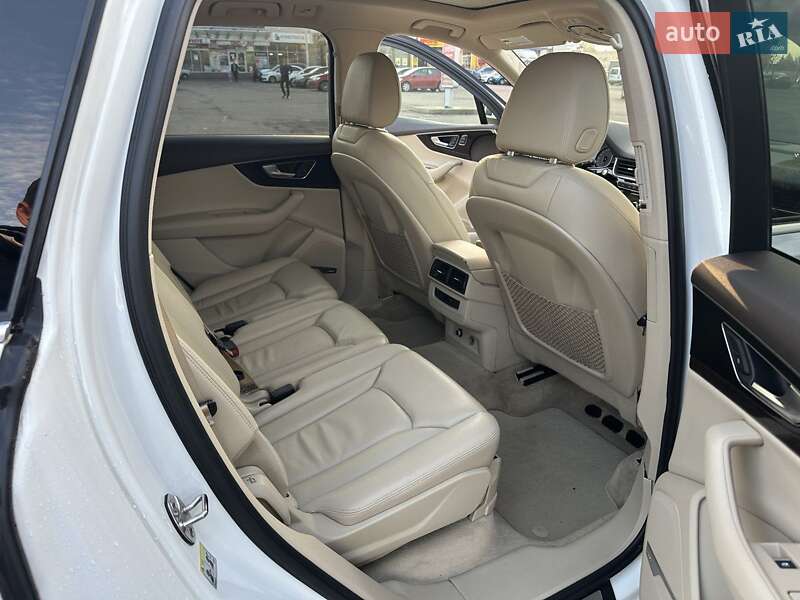 Внедорожник / Кроссовер Audi Q7 2017 в Полтаве фото 14 Внедорожник / Кроссовер Audi Q7 2017 в Полтаве