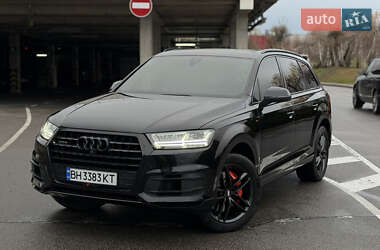 Внедорожник / Кроссовер Audi Q7 2017 в Киеве