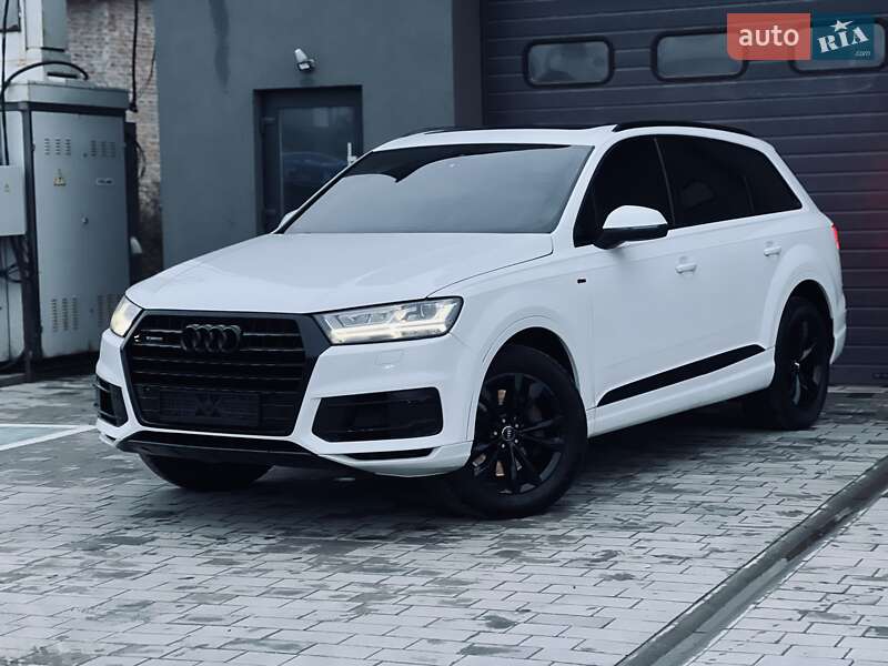 Позашляховик / Кросовер Audi Q7 2019 в Тернополі