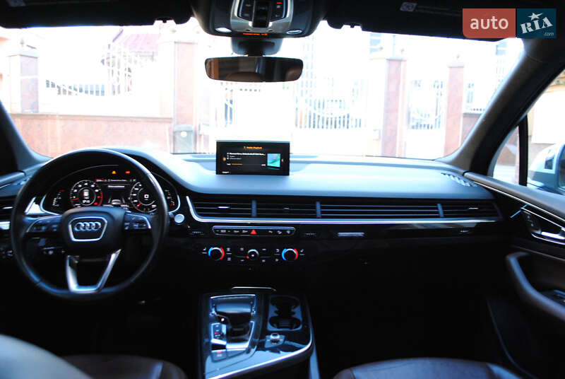 Внедорожник / Кроссовер Audi Q7 2016 в Тячеве