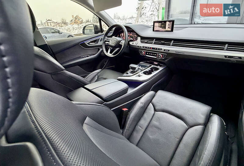 Позашляховик / Кросовер Audi Q7 2018 в Львові