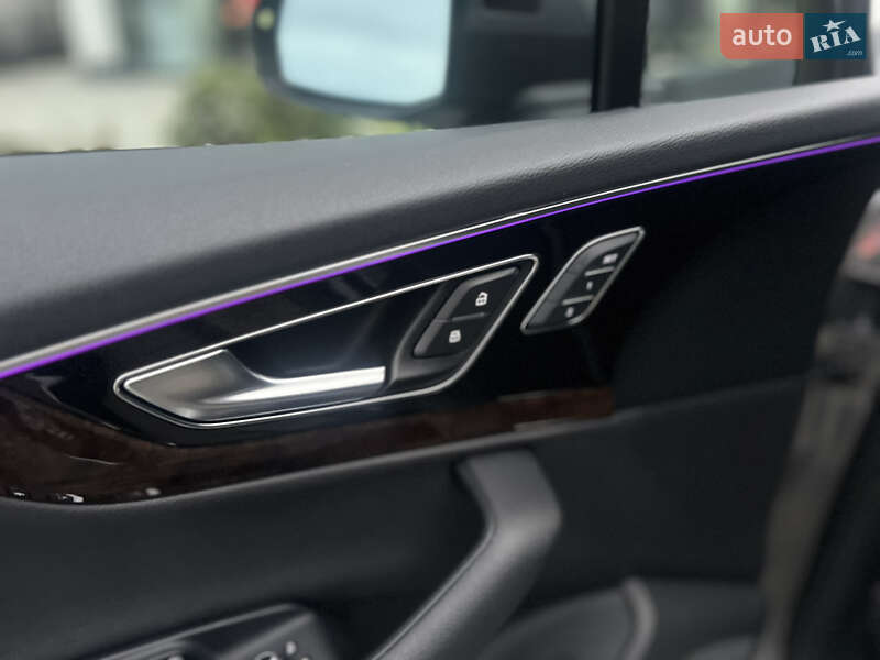 Позашляховик / Кросовер Audi Q7 2017 в Ужгороді фото 13 Позашляховик / Кросовер Audi Q7 2017 в Ужгороді