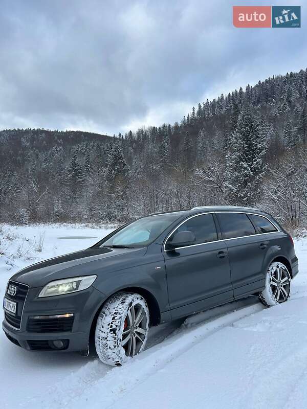 Позашляховик / Кросовер Audi Q7 2007 в Калуші