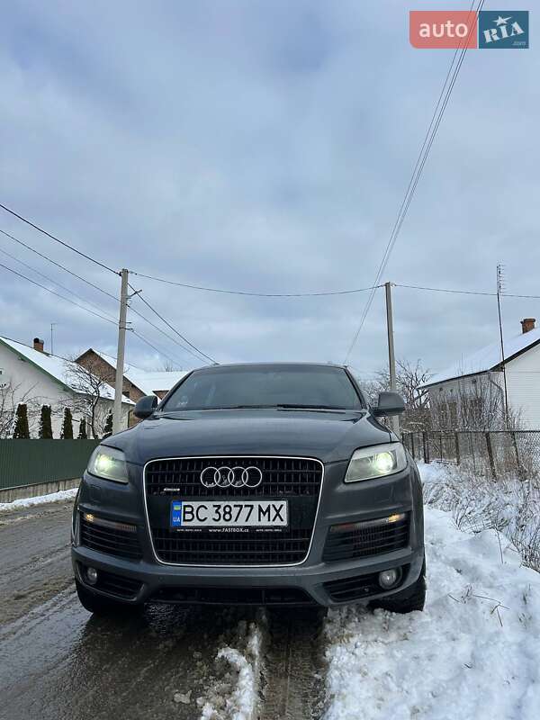 Позашляховик / Кросовер Audi Q7 2007 в Калуші