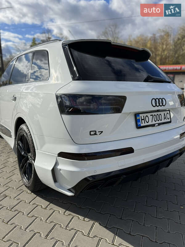 Внедорожник / Кроссовер Audi Q7 2016 в Тернополе