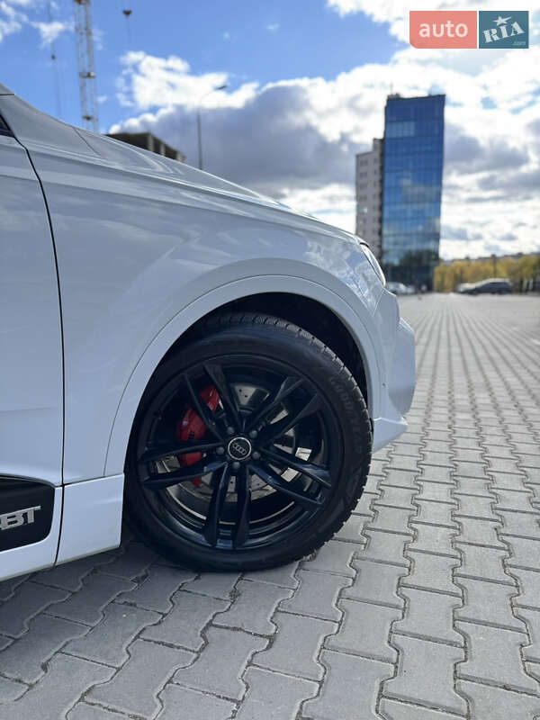 Внедорожник / Кроссовер Audi Q7 2016 в Тернополе