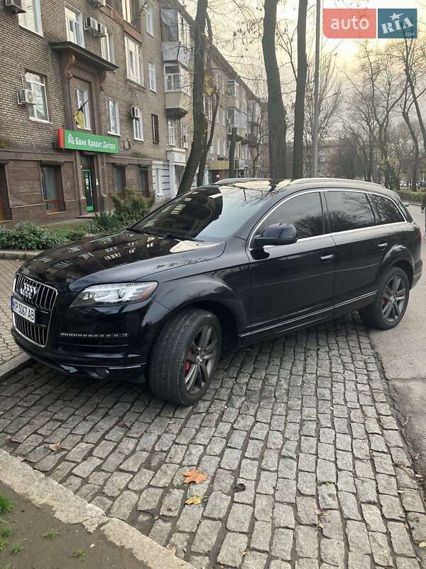 Позашляховик / Кросовер Audi Q7 2010 в Запоріжжі
