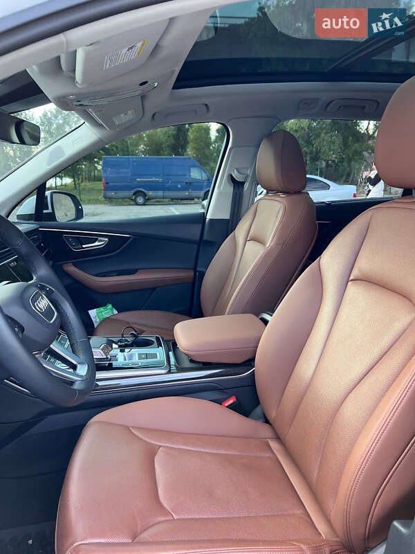 Внедорожник / Кроссовер Audi Q7 2023 в Киеве фото 5 Внедорожник / Кроссовер Audi Q7 2023 в Киеве