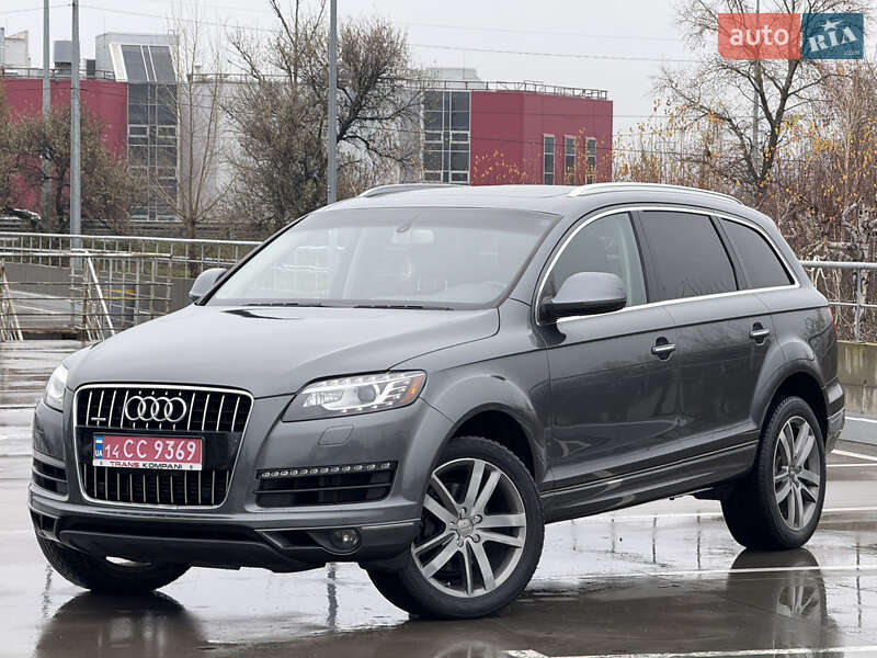 Позашляховик / Кросовер Audi Q7 2015 в Києві