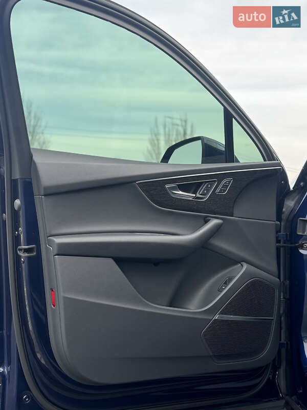 Внедорожник / Кроссовер Audi Q7 2021 в Днепре фото 19 Внедорожник / Кроссовер Audi Q7 2021 в Днепре