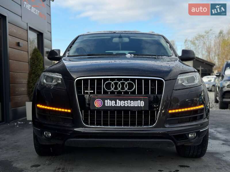 Позашляховик / Кросовер Audi Q7 2014 в Рівному