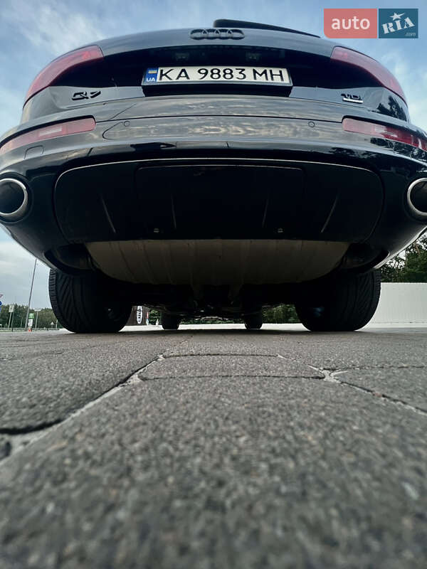 Позашляховик / Кросовер Audi Q7 2015 в Києві