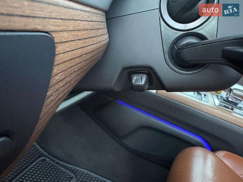 Позашляховик / Кросовер Audi Q7 2017 в Лохвиці