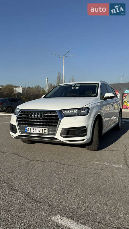 Audi Q7 2016