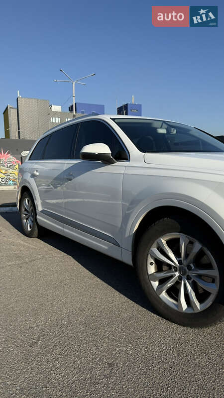 Внедорожник / Кроссовер Audi Q7 2016 в Киеве фото 5 Внедорожник / Кроссовер Audi Q7 2016 в Киеве