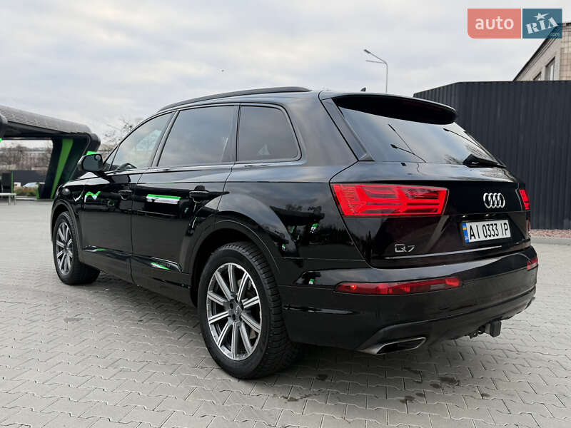 Позашляховик / Кросовер Audi Q7 2017 в Києві фото 11 Позашляховик / Кросовер Audi Q7 2017 в Києві