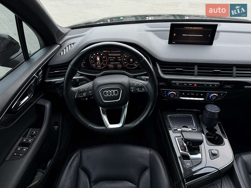 Позашляховик / Кросовер Audi Q7 2017 в Києві фото 23 Позашляховик / Кросовер Audi Q7 2017 в Києві