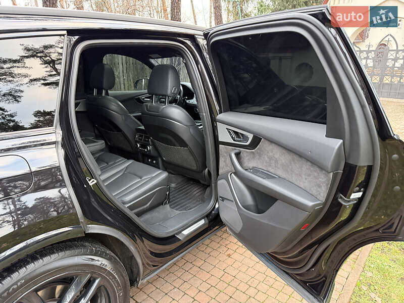 Внедорожник / Кроссовер Audi Q7 2018 в Киеве фото 20 Внедорожник / Кроссовер Audi Q7 2018 в Киеве