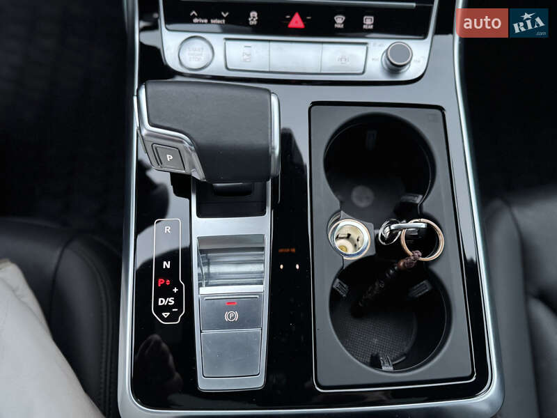 Внедорожник / Кроссовер Audi Q7 2019 в Киеве фото 20 Внедорожник / Кроссовер Audi Q7 2019 в Киеве
