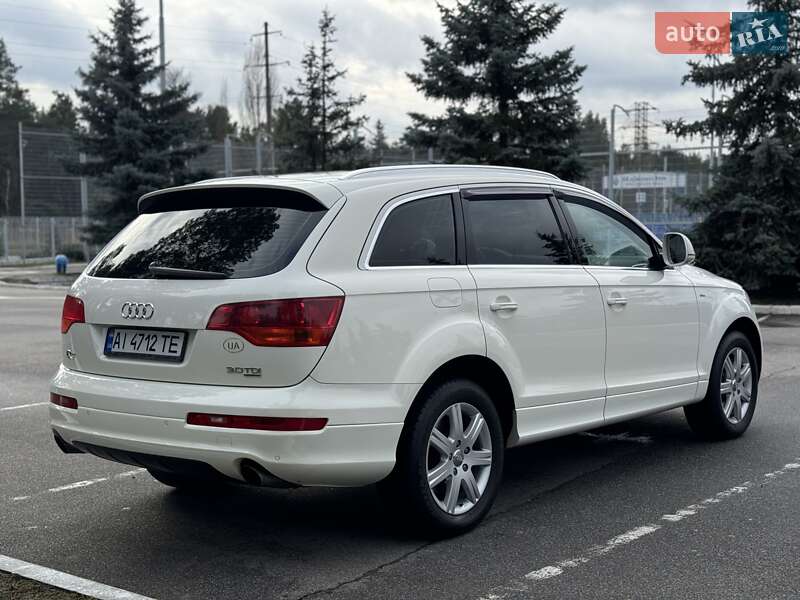 Внедорожник / Кроссовер Audi Q7 2009 в Киеве